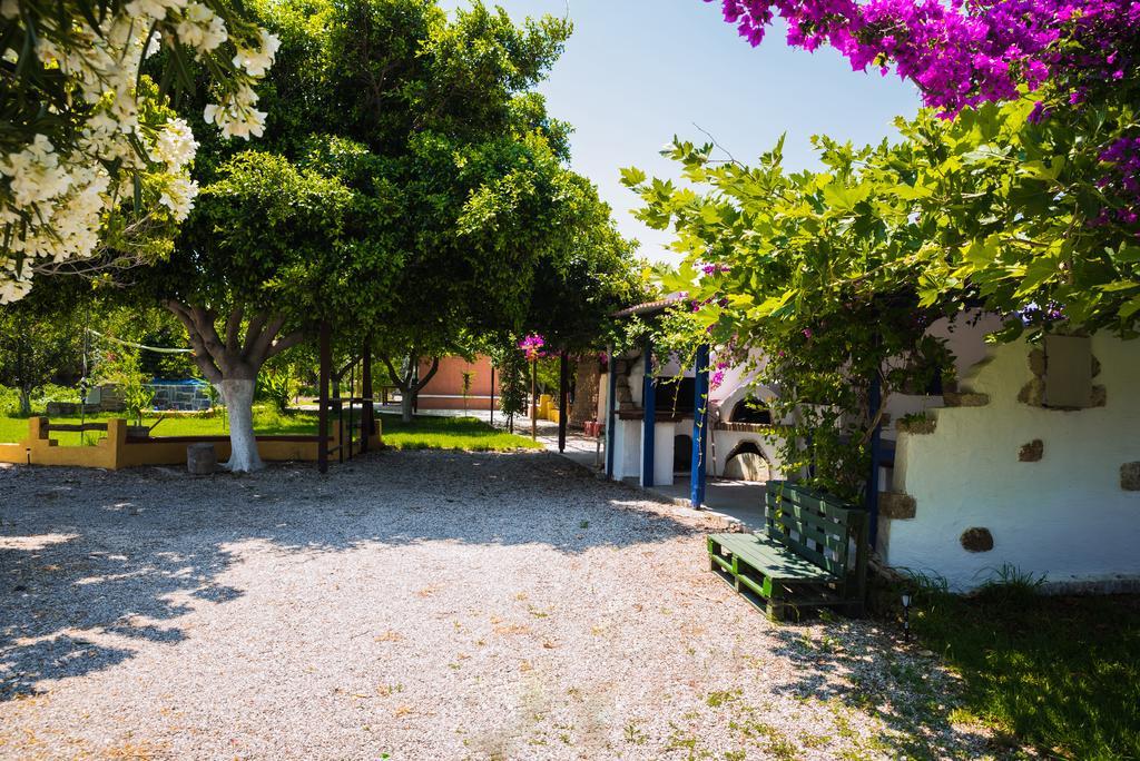 Villa Marqua Kalavarda Екстер'єр фото